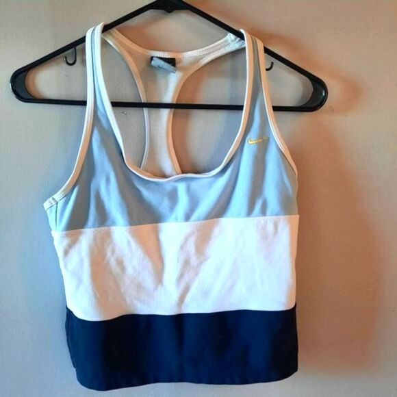 Nike Tops - Nike crop tank top